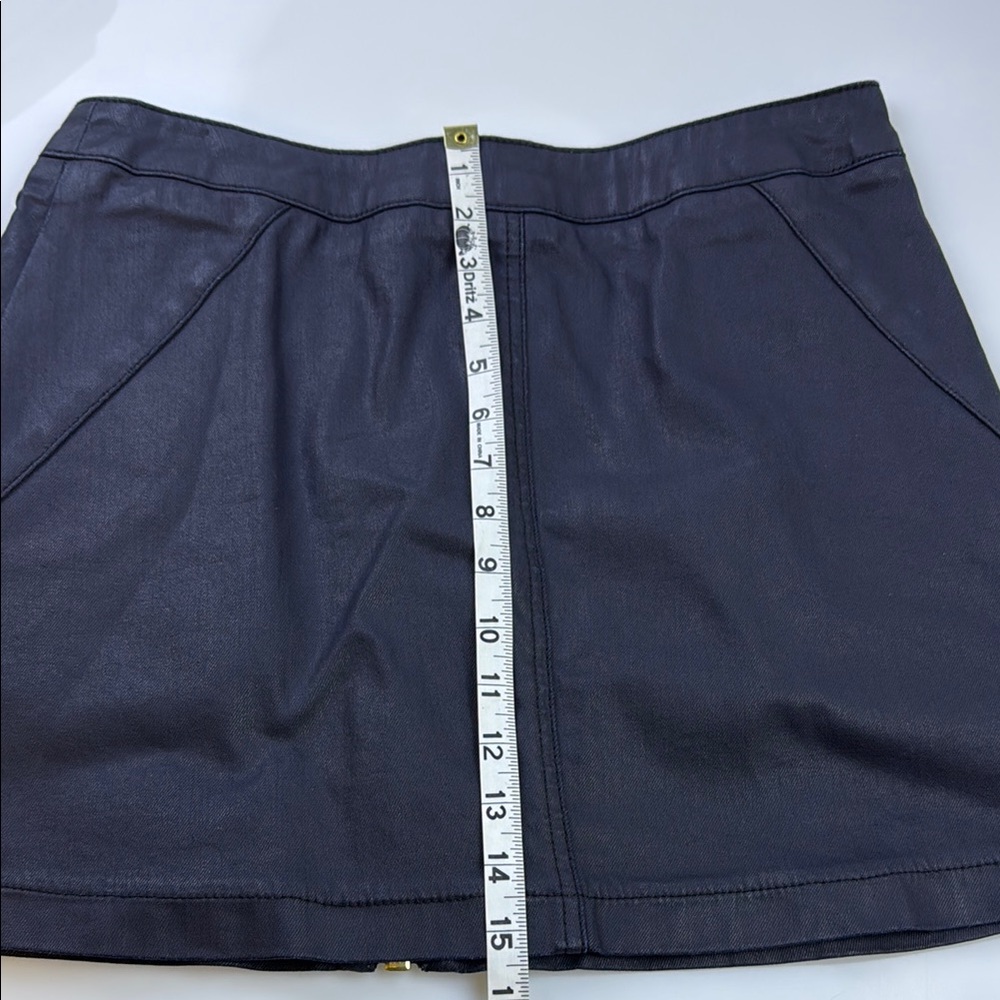 Reiss Black Ruth Coated Denim Zip Up Mini Skirt N279-21 - Picture 7 of 7